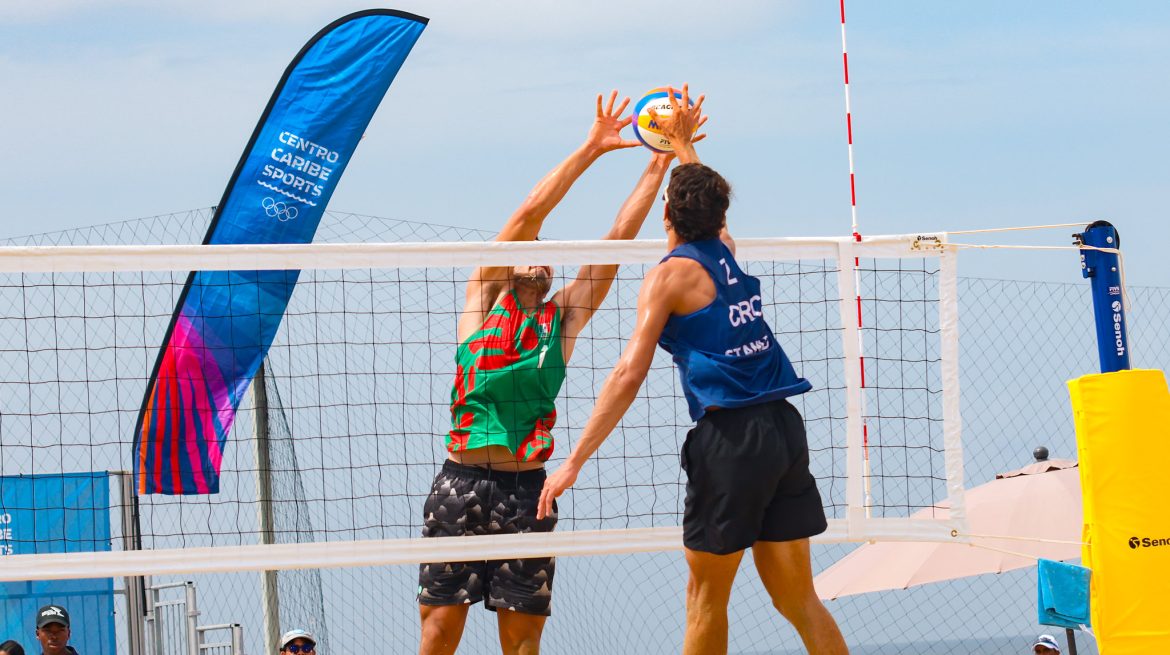 ines lares voleibol playa mexico